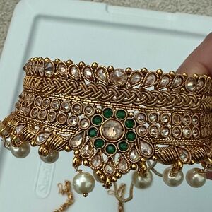 NWT 4-Piece Antique Gold Bridal Choker Set